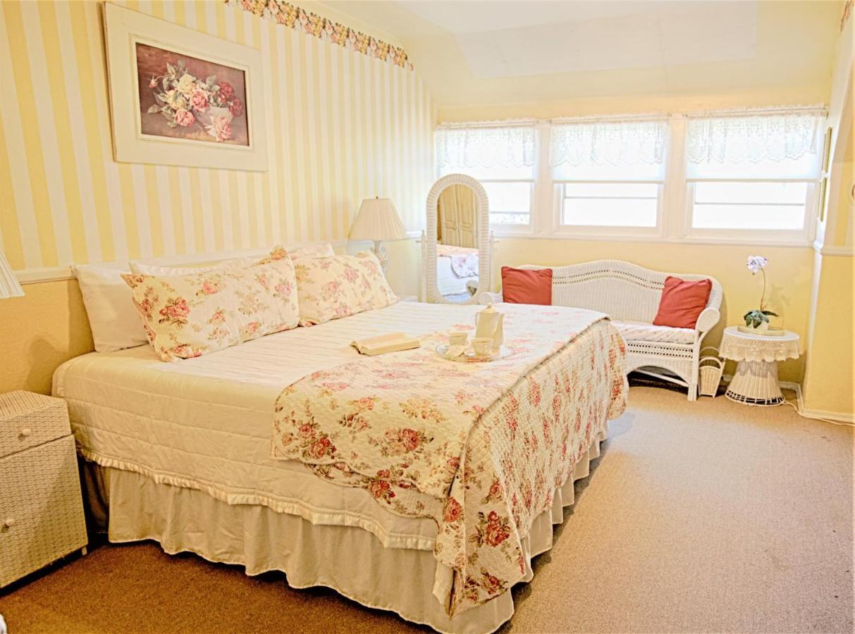 Gold Mountain Manor Bed & Breakfast Big Bear Lake Exterior photo